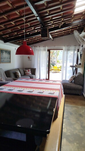 TV - Secret Corner, ideal for families, nature, safety, rest, and leisure. (Ubatuba)