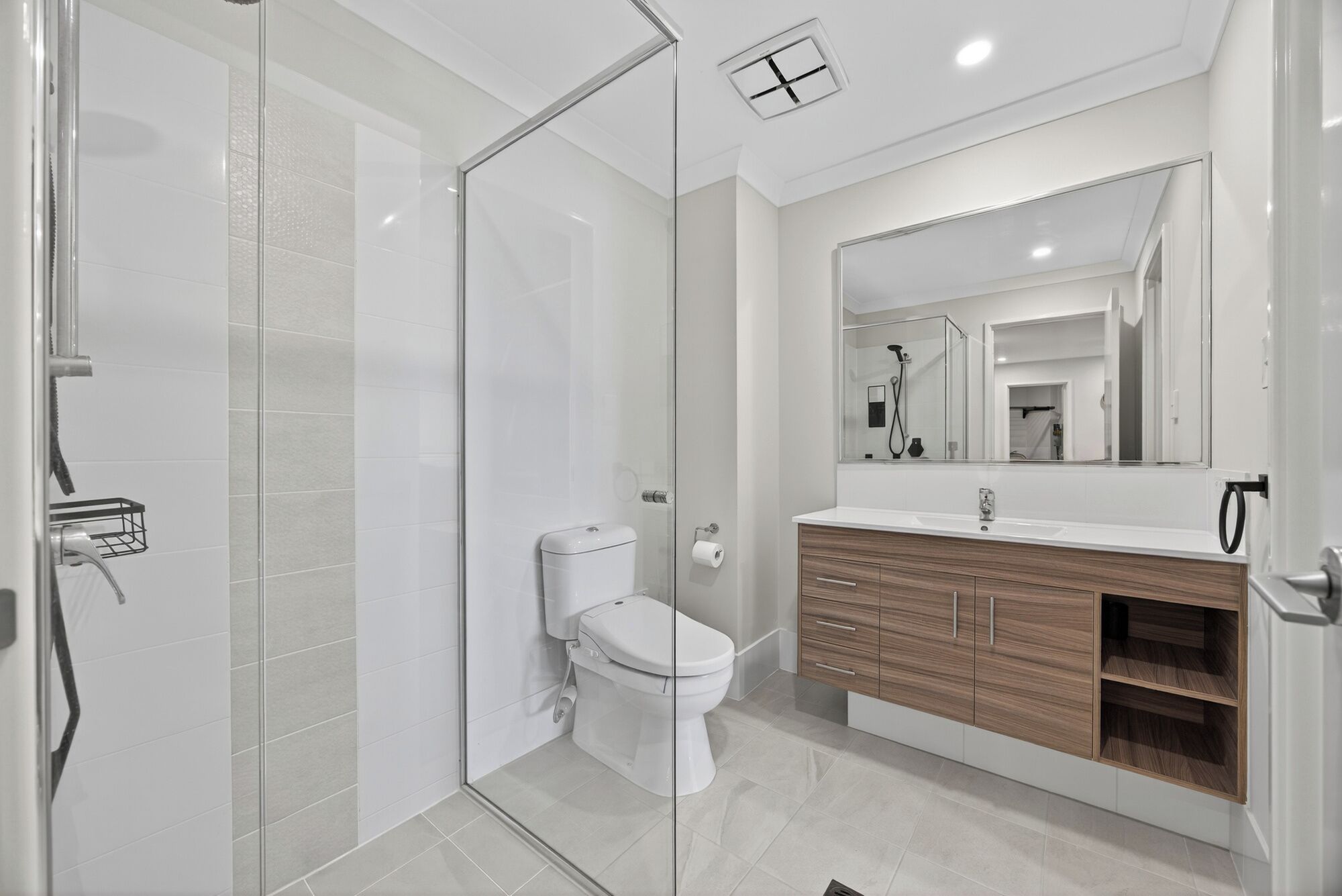 Apartment, City View | Bathroom | Slippers