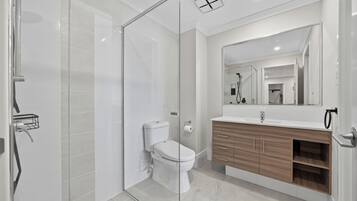 Apartment, City View | Bathroom | Slippers