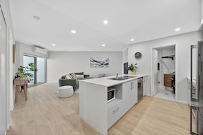 Appartement, vue sur la ville | Intérieur