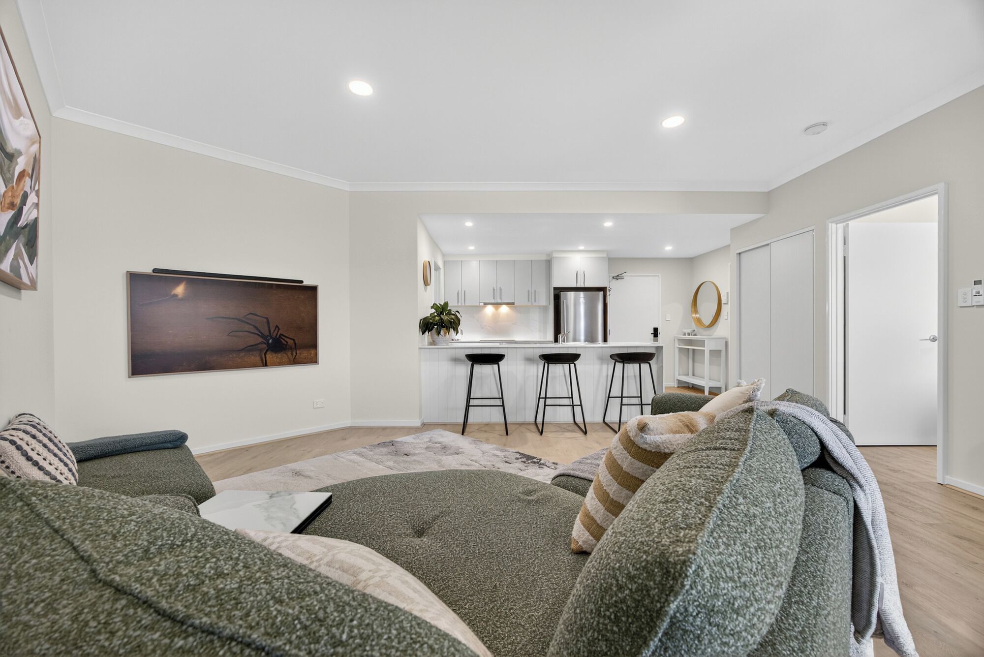 Apartment, City View | Living area