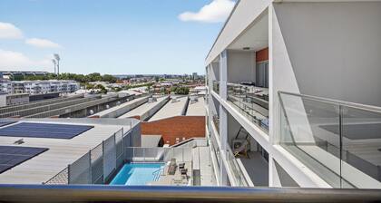 Apartment with Balcony & Parking Perth