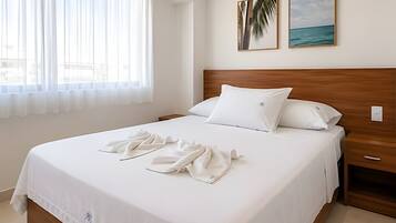 Hypo-allergenic bedding, down duvets, free WiFi, bed sheets