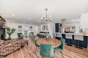 Living area - Walkout Bungalow with Pond Views (Delacour)