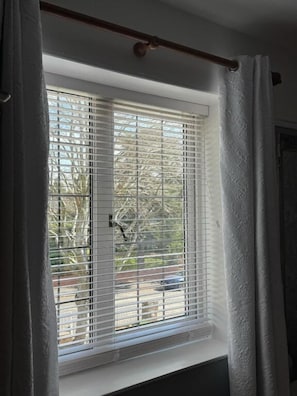 Superior Double Room, Non Smoking, Garden View | Interior - West Ave Exeter (Exeter)