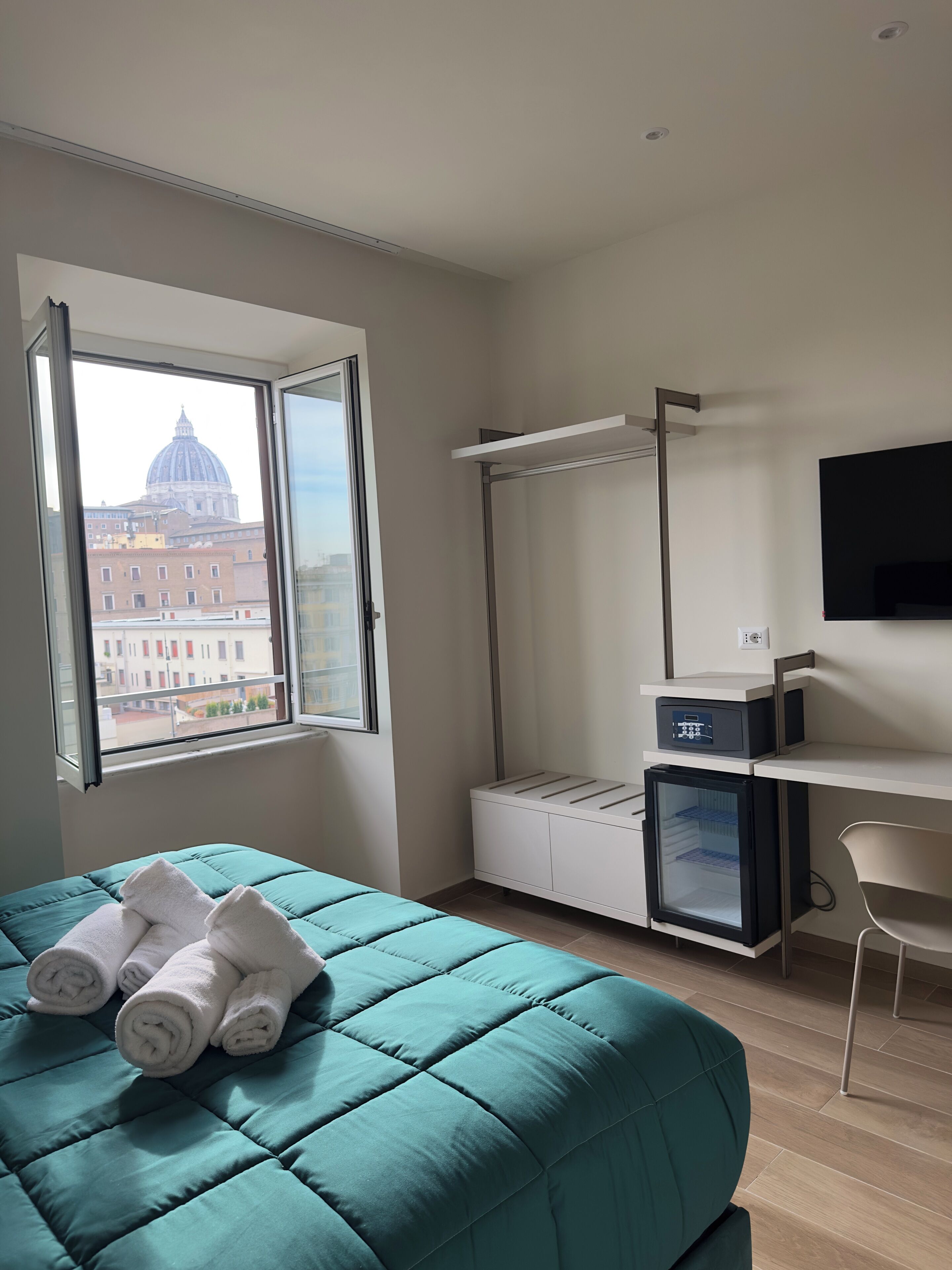 Desk, iron/ironing board, free WiFi