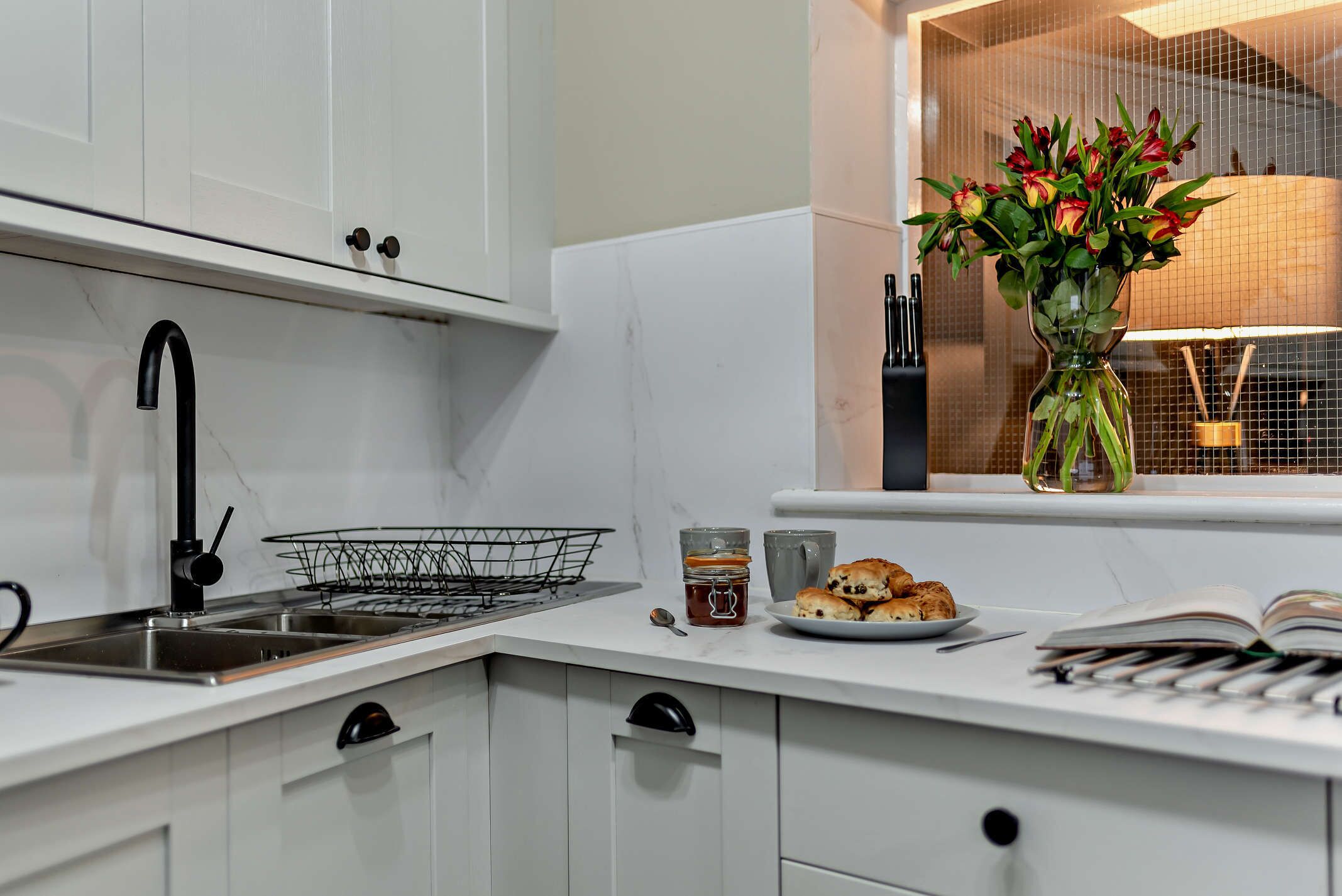 منزل - ٦ غرف نوم | مطبخ خاص | ثلاجة، ميكروويف، ماكينة لصنع القهوة/الشاي، غلّاية كهربائية