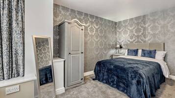 House, 6 Bedrooms | Bed sheets