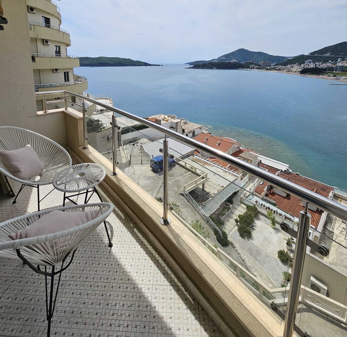 Deluxe-Apartment, Balkon, Meerblick | Terrasse/Patio