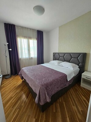 Căn hộ Deluxe, ban công, quang cảnh biển | Truy cập Internet không dây miễn phí 