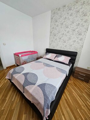 Deluxe-Apartment, Balkon, Meerblick | Kostenloses WLAN