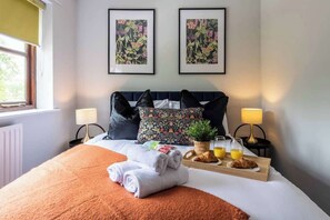 2 bedrooms, WiFi - Garden, Central, Parking! (Lenton)