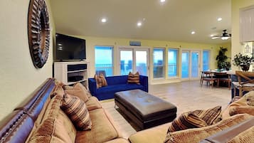 House (6 Bedrooms) | Property amenity