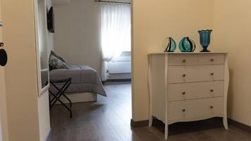 Chambre Double Confort, vue ville | Intérieur