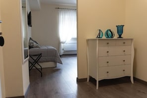 Quarto casal conforto, vista para a cidade | Parte interna