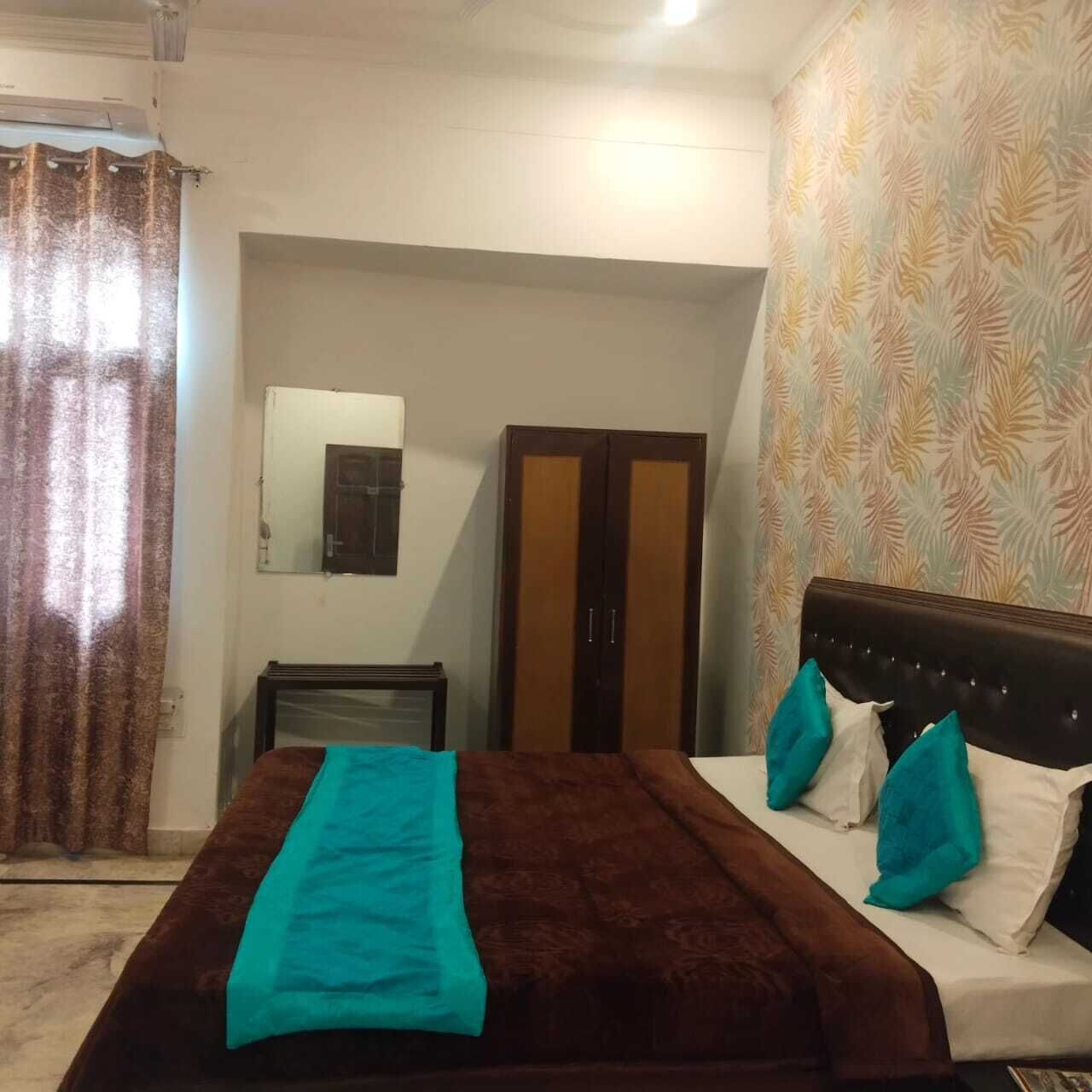 Quarto casal ou duplo luxo | Wi-Fi de cortesia