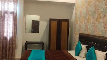 Habitación Deluxe con 1 cama doble o 2 individuales | Wifi gratis