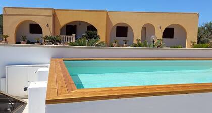 Apartment 'Appartamento Lucia' mit Meerblick, WLAN und Klimaanlage