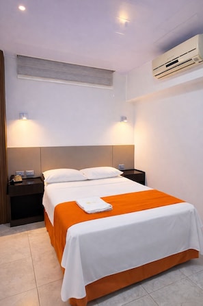 Standard Double or Twin Room - HOTEL MADRIGGAL (Portoviejo)