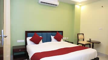 Comfort Double Room | Iron/ironing board, free WiFi