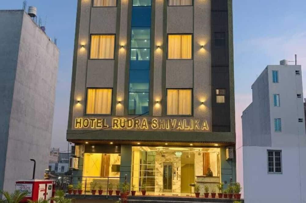 Hotel Rudra Shivalika