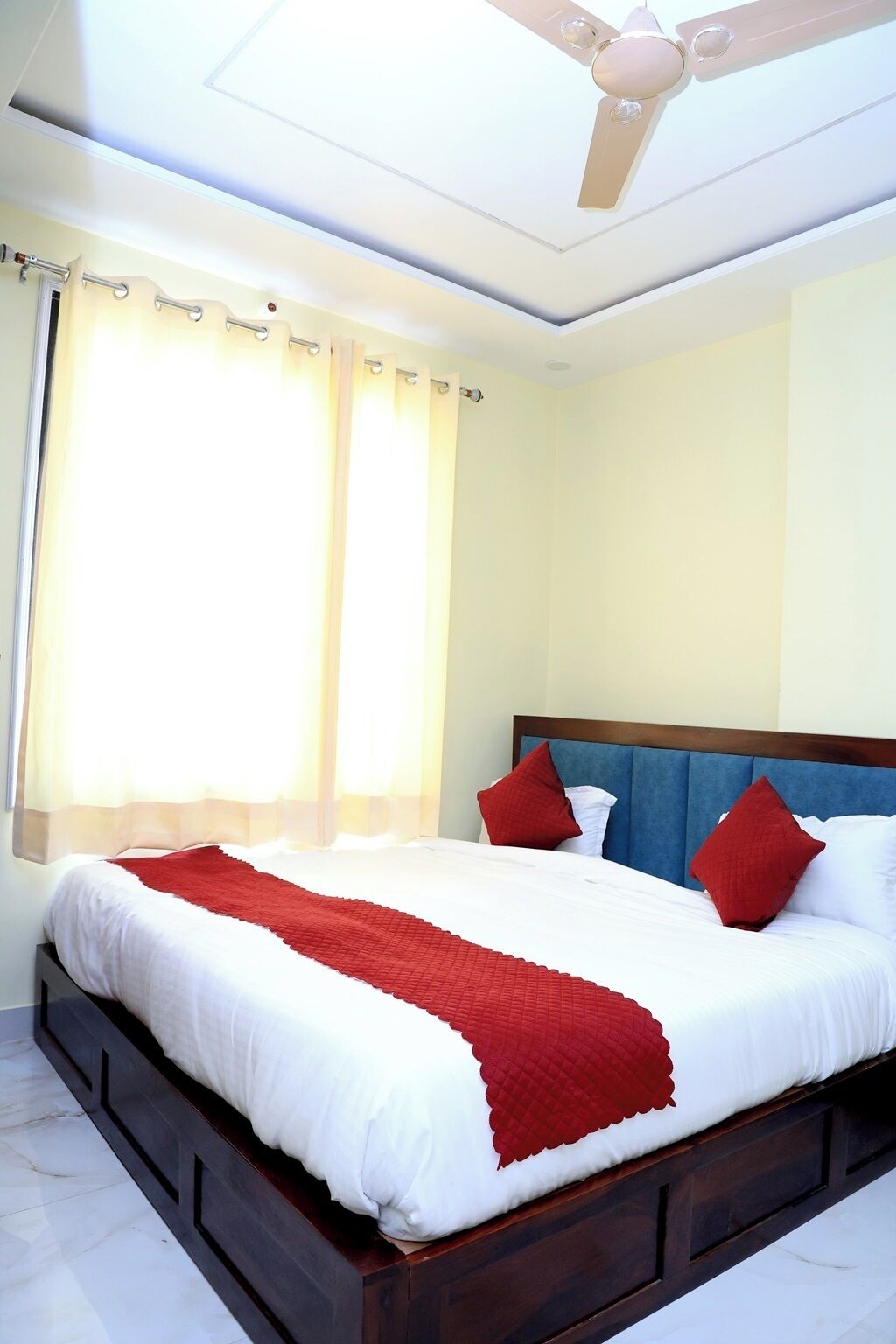 Comfort Double Room | Iron/ironing board, free WiFi