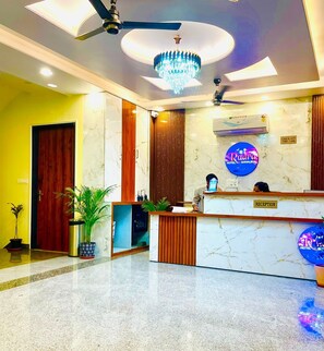 Reception - Hotel Rudra Shivalika (Jaipur)