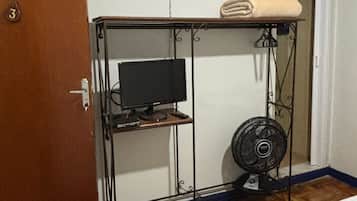 Classic Double or Twin Room | Desk, free WiFi