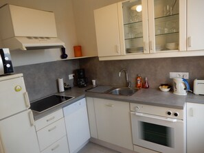 Private kitchen - CAPRICES DE MER Apartment 1 to 2 pers with view 300 m beach large bed (Mers-les-Bains)