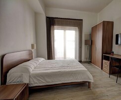 Tabla de planchar con plancha y wifi gratis 