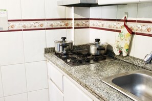 Private kitchen - Vintage Apartment Cedritos - Parqueadero cubierto (Bogotá)