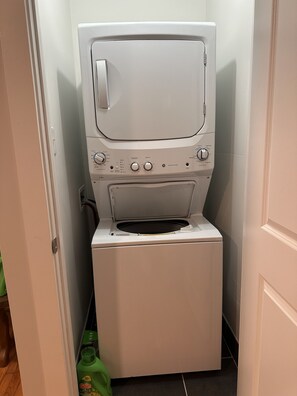 Interior - The Architects Suite
Well appointed two bedroom one bath apartment Statesville. (Statesville)