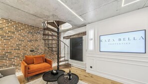 Smart-tv, een filmbibliotheek en een stereo