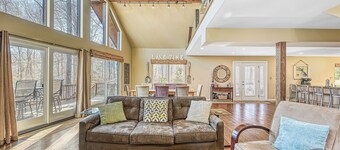 Hidden Gem-Lakefront Serenity