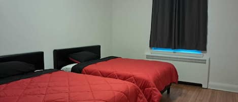 Bügeleisen/Bügelbrett, WLAN, Bettwäsche