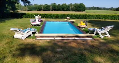 GĂźte de charme en perigort vert en campagne