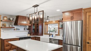 Unclassified image, 5 of 49, button - NEW Cabin on 3 Acres  W/ Hot Tub+Sauna - Sleeps 8 (Travelers Rest)
