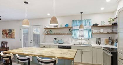 3 Bedroom House - Amazing Location, Pet Friendly!