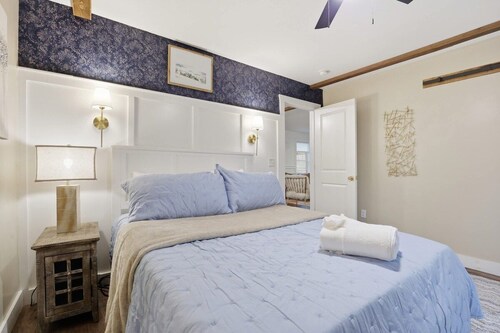 Cute Cottage, Central Location, Pet Friendly