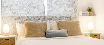 A Sweet Little Suite in Rayleigh