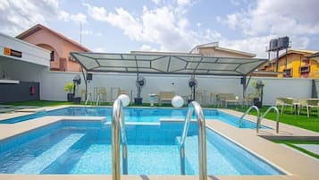 Alberca al aire libre