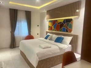 Apartment, 3 Bedrooms, Balcony | Free WiFi - GREYFIELD APARTMENT 1 (Benin City)