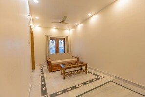 Luxury Suite | Living area - Tamarind Leaf Residency (Noida)
