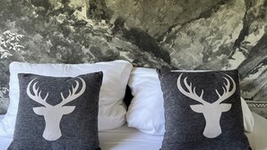 2 bedrooms, in-room safe, desk, iron/ironing board - Bavaria Mountain Ski Lodge Dog Pool terrace grill (Lohberg)