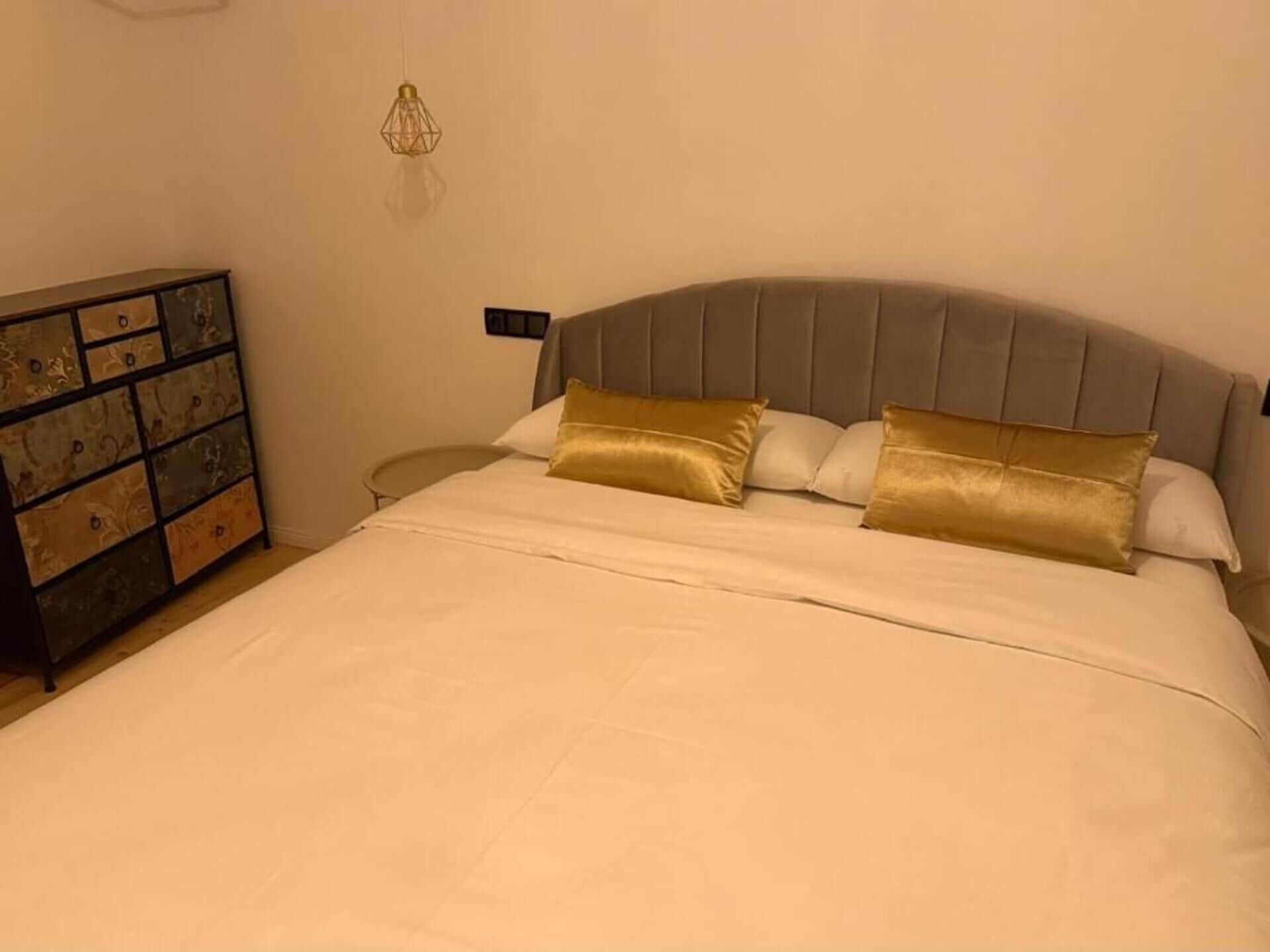 4 Schlafzimmer, kostenloses WLAN, Bettwäsche