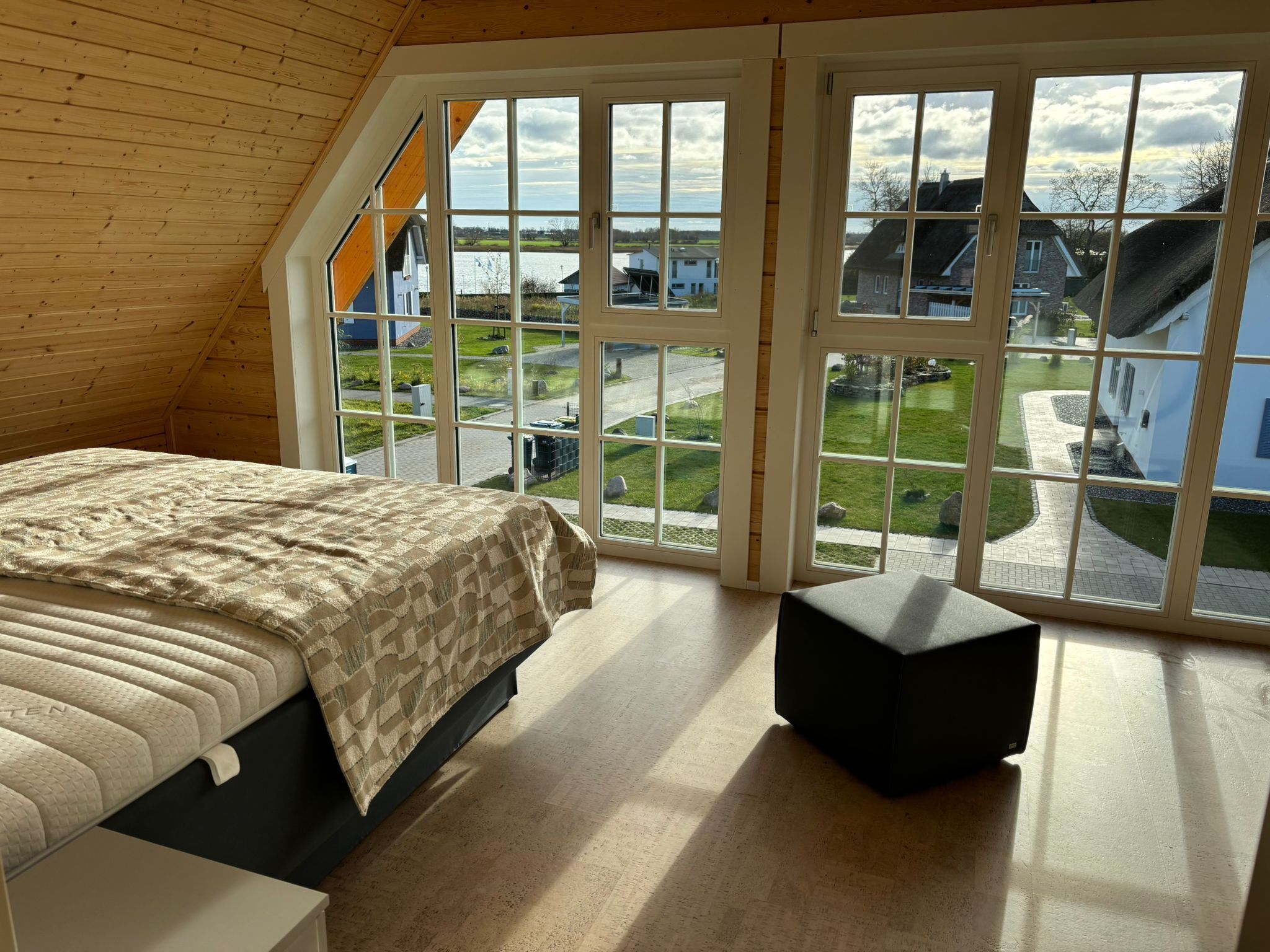 2 dormitorios, tabla de planchar con plancha, wifi