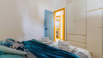 2 slaapkamers, een strijkplank/strijkijzer, wifi, beddengoed