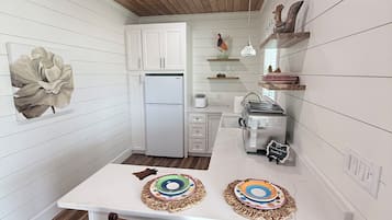 Fridge, microwave, coffee/tea maker, toaster