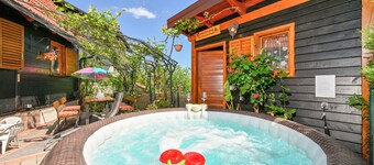 Wooden house in Zagorje with jacuzzi, sauna, pool, barbecue, and scenic views