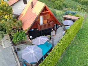 Exterior - Wooden house in Zagorje with jacuzzi, sauna, pool, barbecue, and scenic views (Hižakovec)